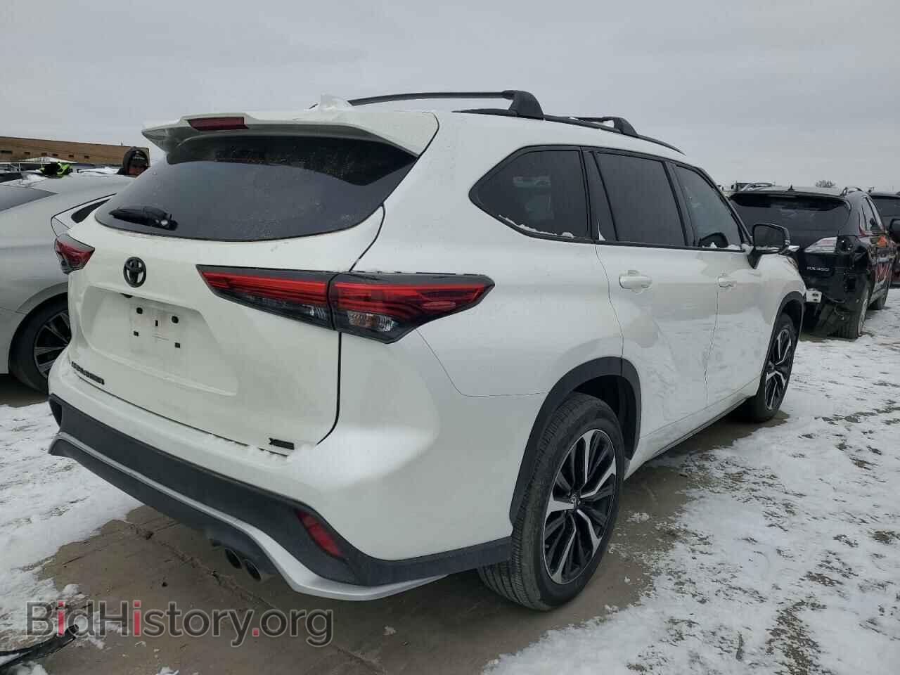 2021 TOYOTA HIGHLANDER - VIN: 5TDLZRAH2MS048341 - Фото 3