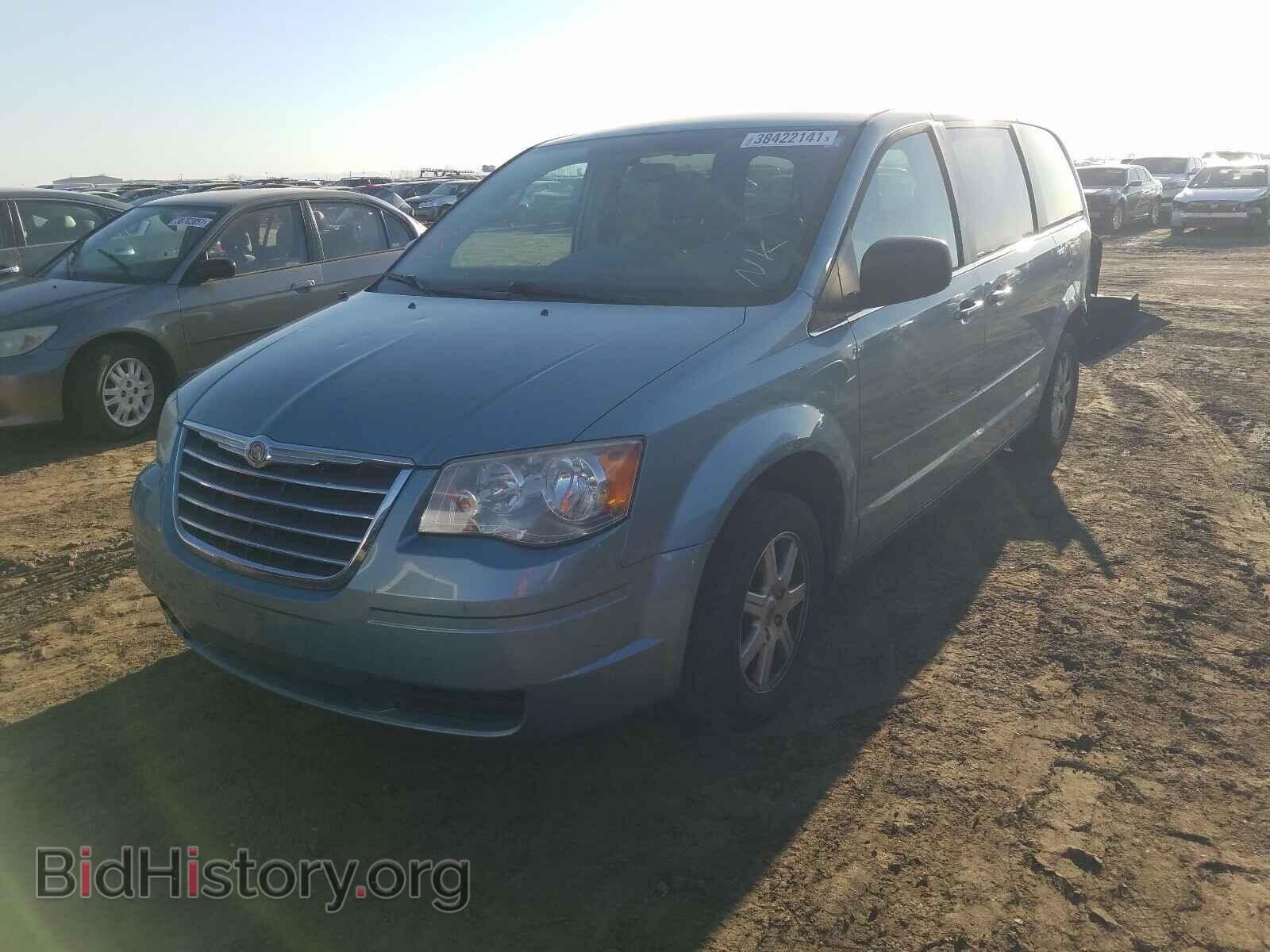 2010 CHRYSLER MINIVAN - VIN: 2A4RR2D14AR427761 - Фото 2