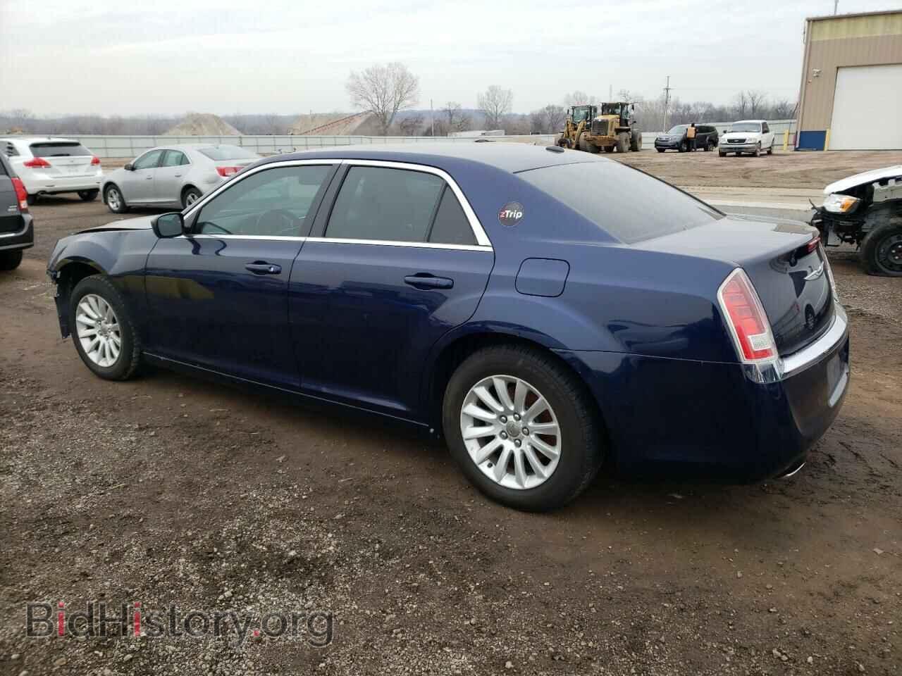 2013 CHRYSLER 300 - VIN: 2C3CCAAG5DH569065 - Фото 2