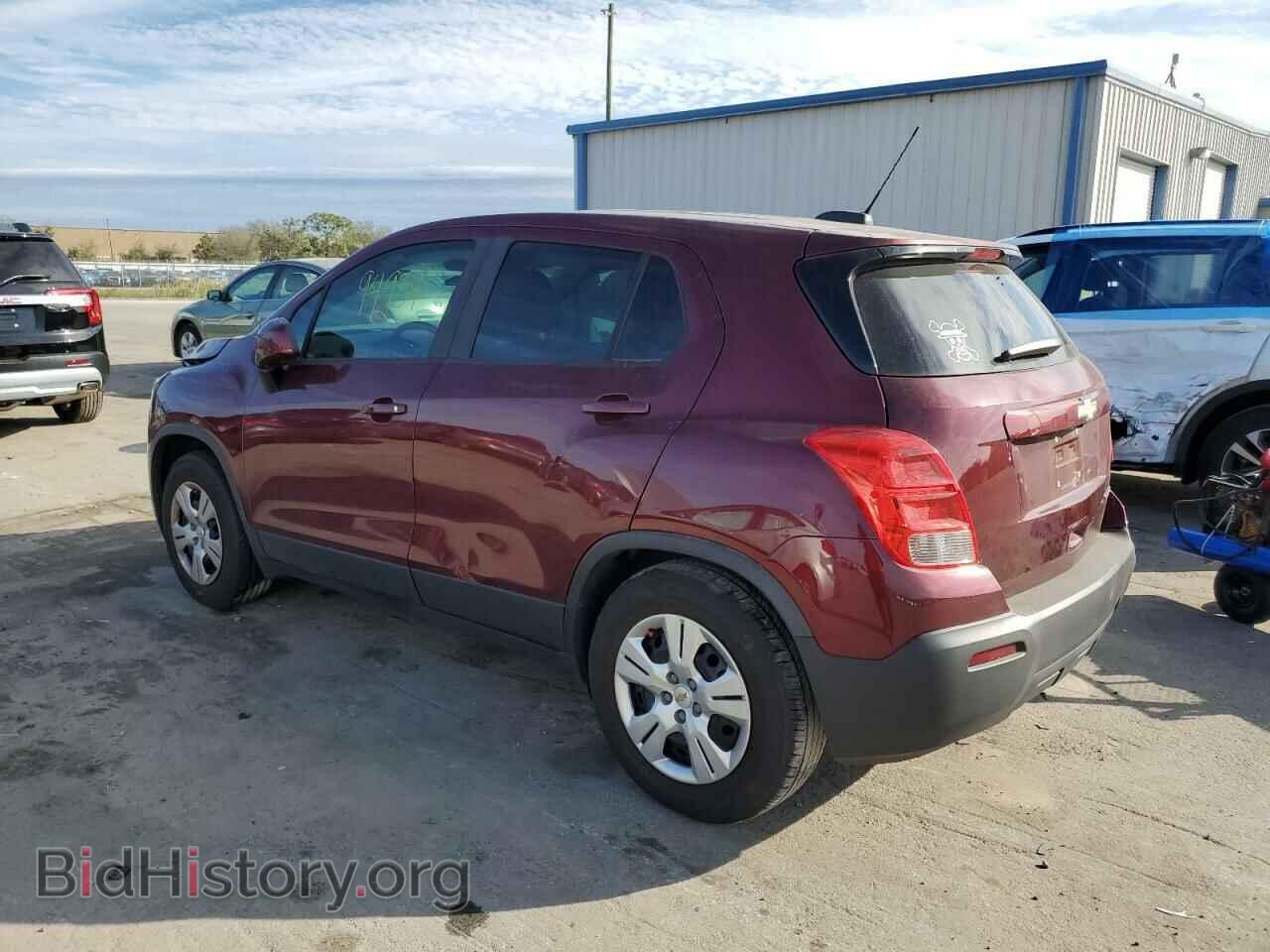 2016 CHEVROLET TRAX - VIN: 3GNCJKSB8GL268593 - Фото 2