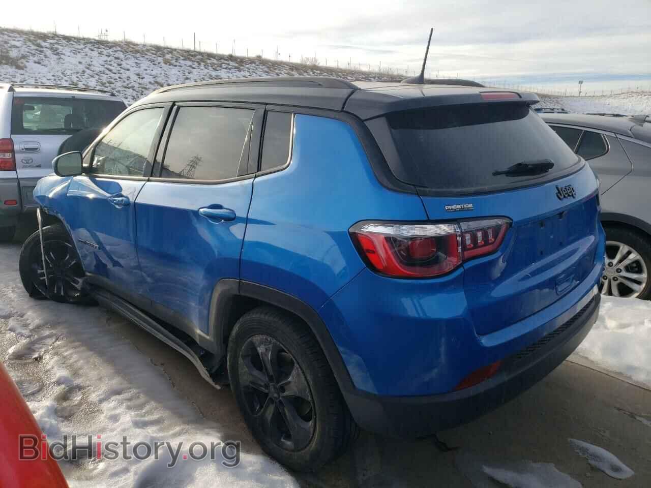 2018 JEEP COMPASS - VIN: 3C4NJCBB3JT318492 - Фото 2