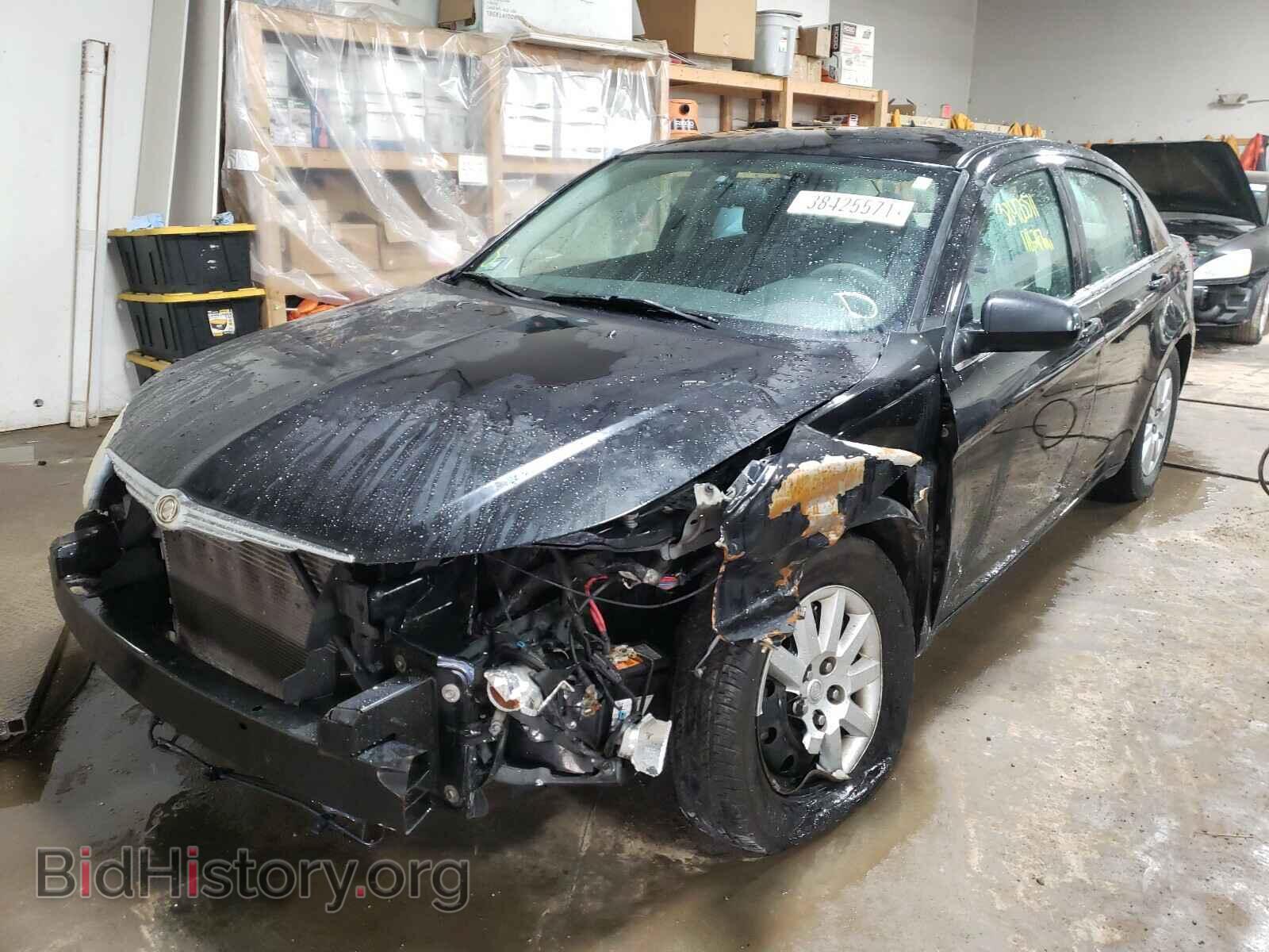 2010 CHRYSLER SEBRING - VIN: 1C3CC4FB1AN158246 - Фото 2
