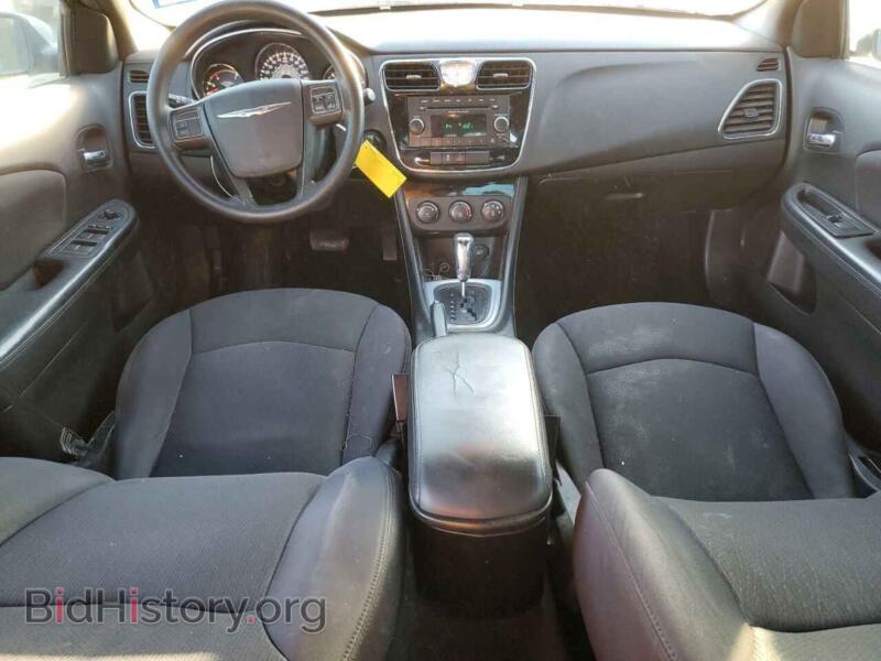2013 Chrysler 200 (VIN 1C3CCBAB0DN561165) — photo 8 of 13