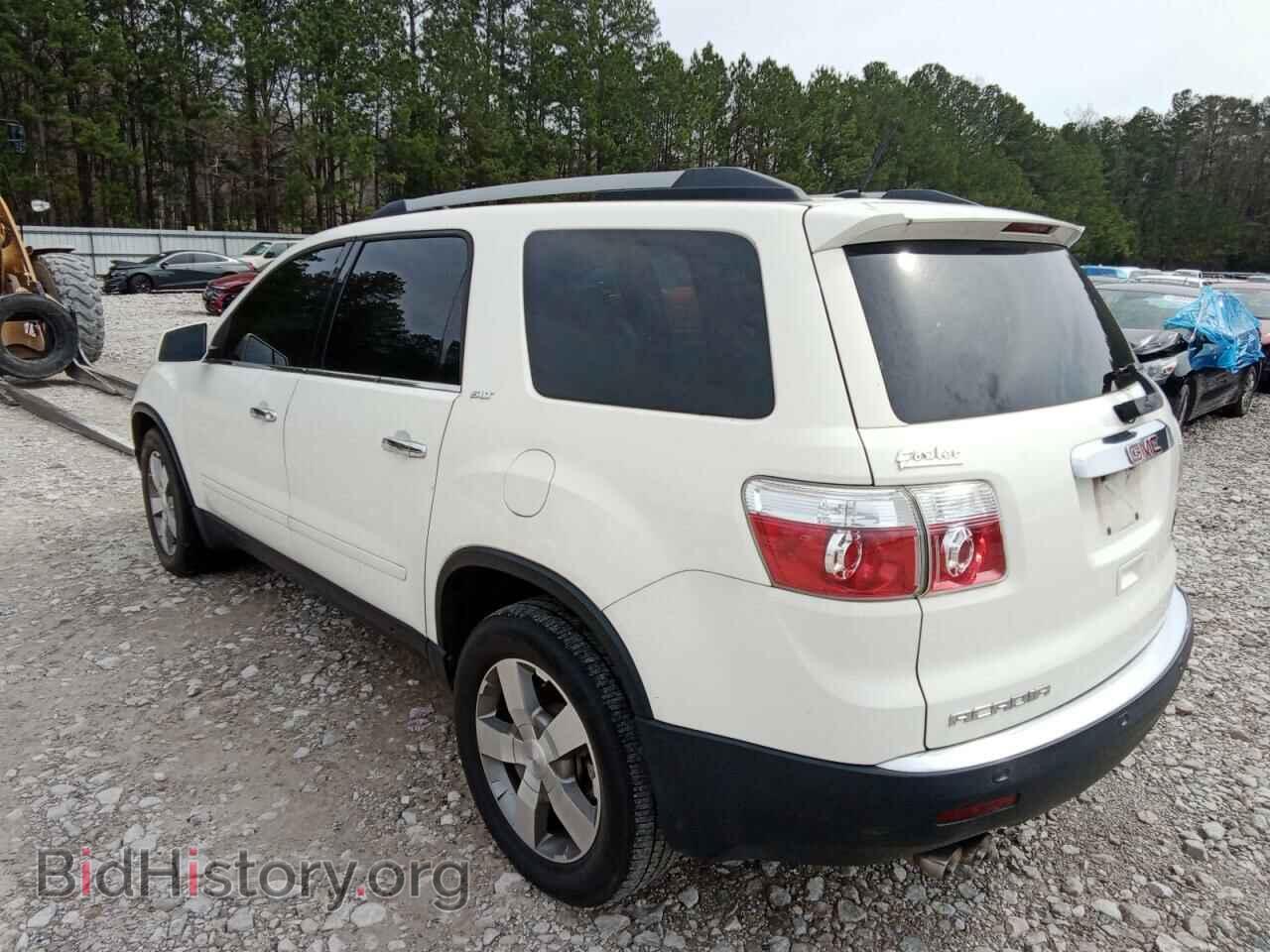 2011 GMC ACADIA - VIN: 1GKKRRED4BJ314105 - Photo 2