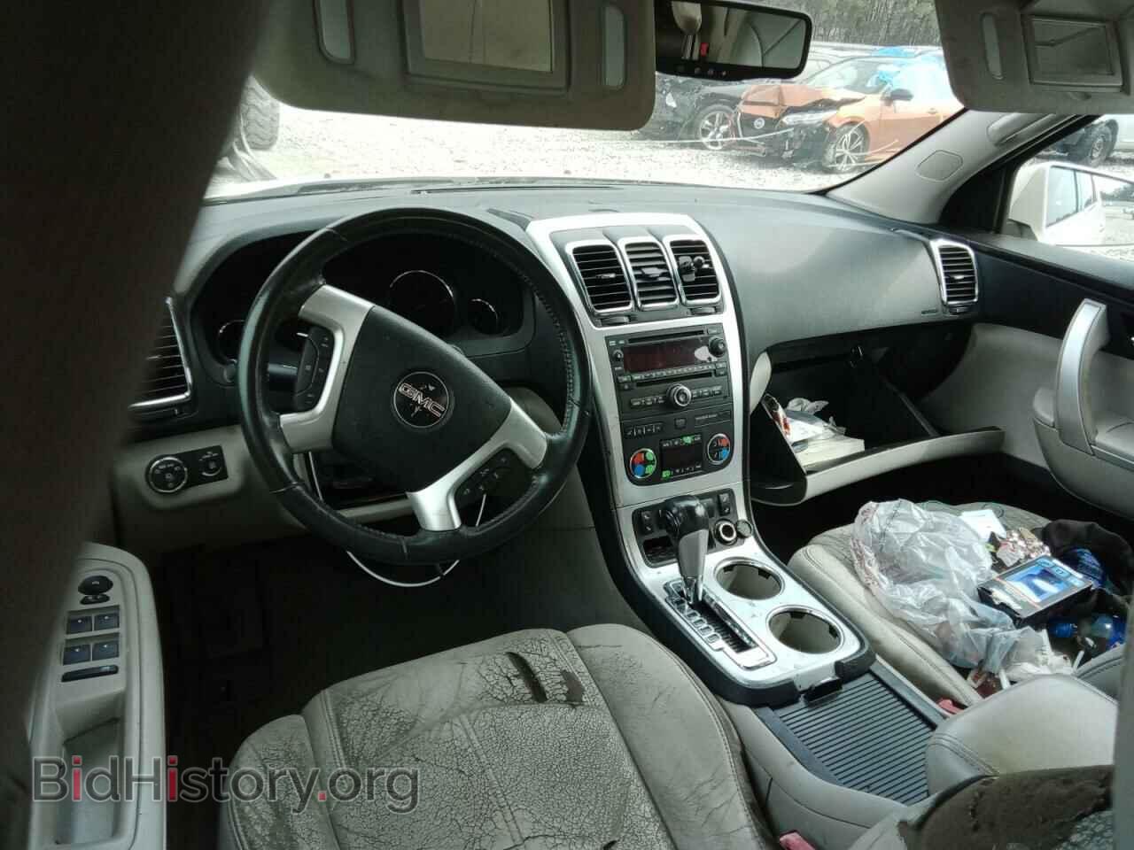 2011 GMC ACADIA - VIN: 1GKKRRED4BJ314105 - Photo 8