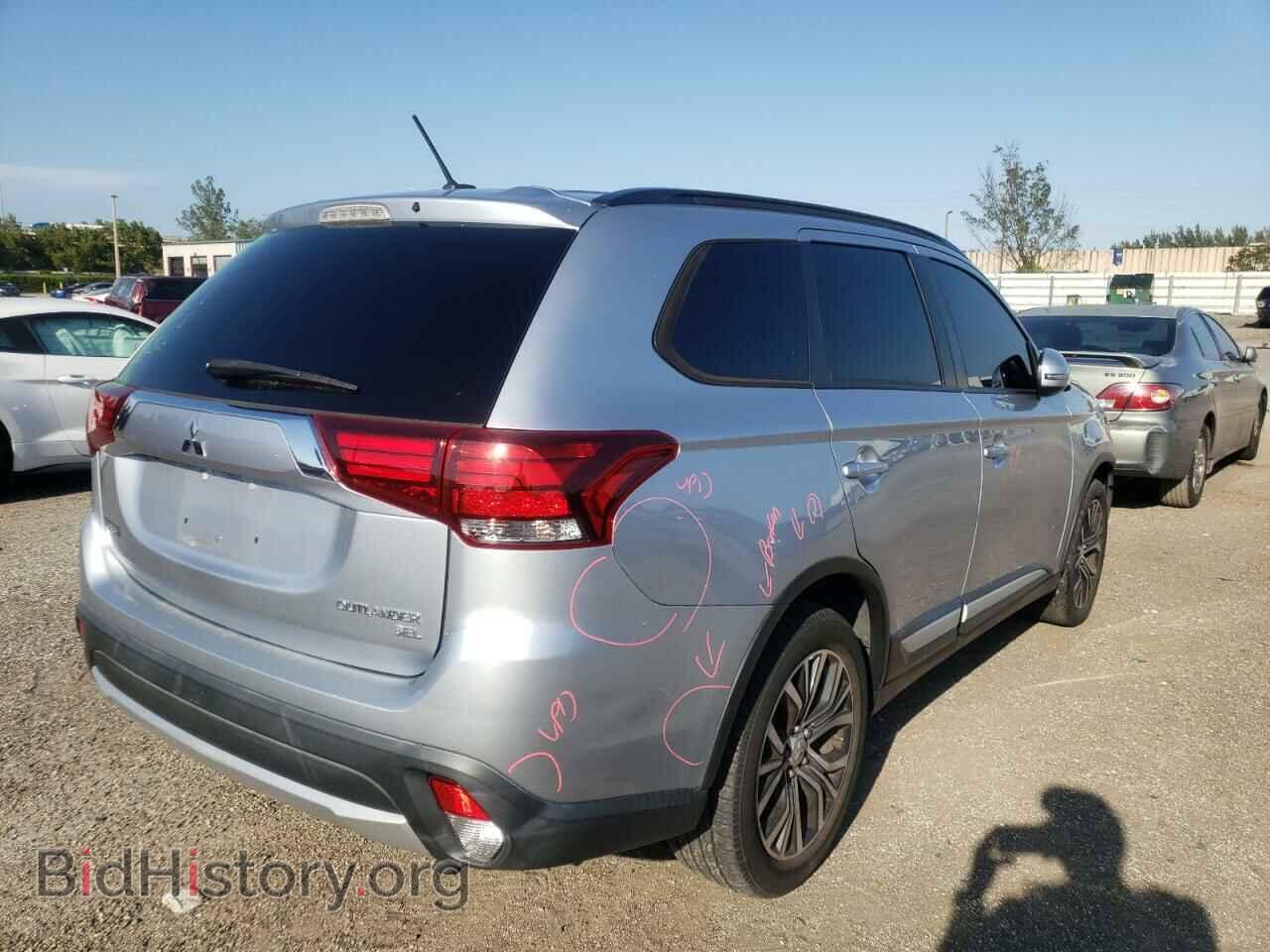 2016 MITSUBISHI OUTLANDER - VIN: JA4AD3A33GZ007723 - Фото 4