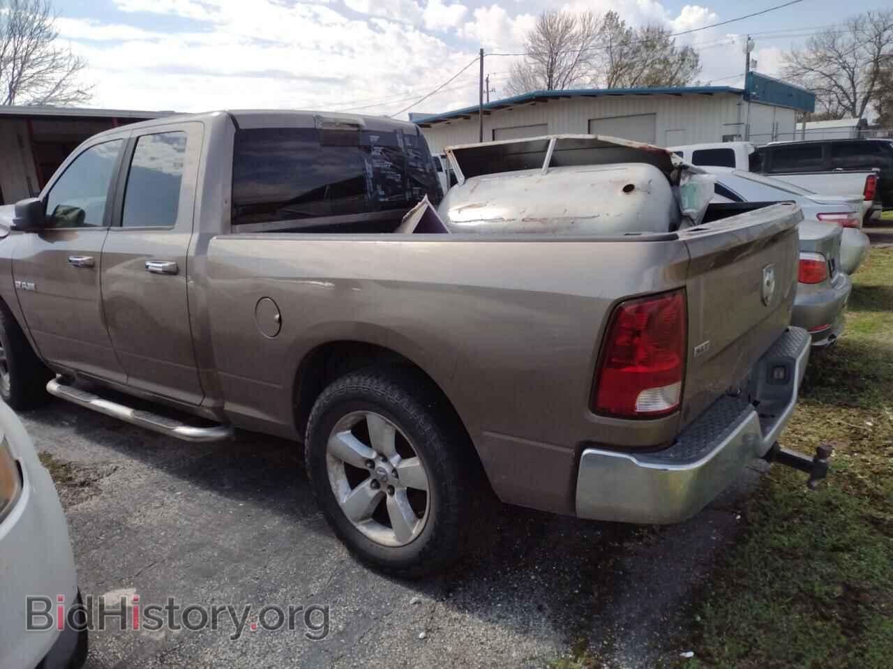 2010 DODGE RAM 1500 - VIN: 1D7RB1GPXAS111578 - Фото 3