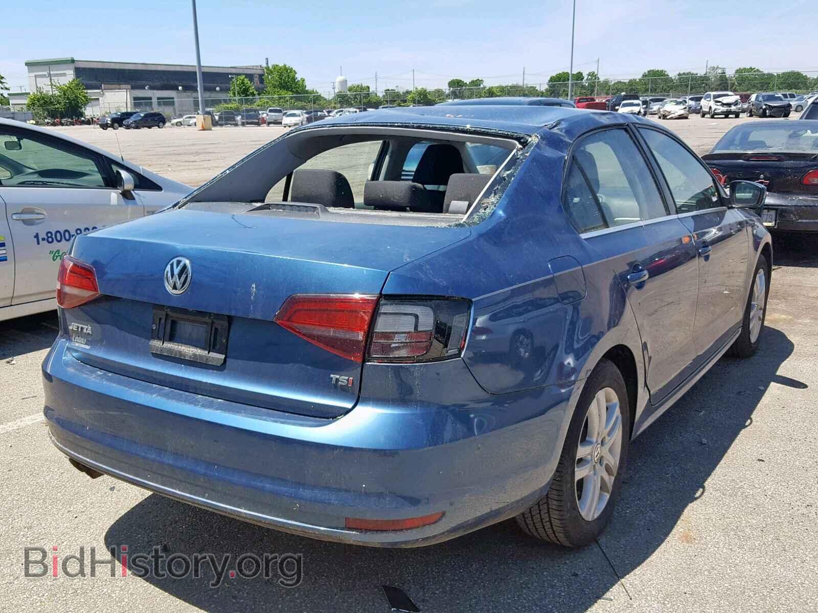2017 VOLKSWAGEN JETTA - VIN: 3VW2B7AJ6HM245751 - Фото 4