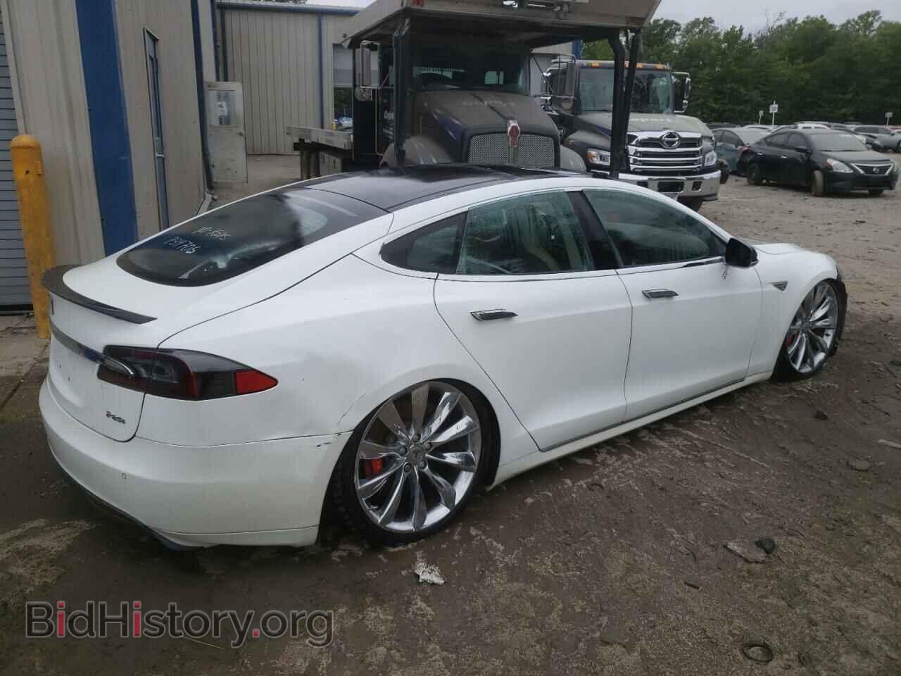 2014 TESLA MODEL S - VIN: 5YJSA1H12EFP34706 - Photo 4
