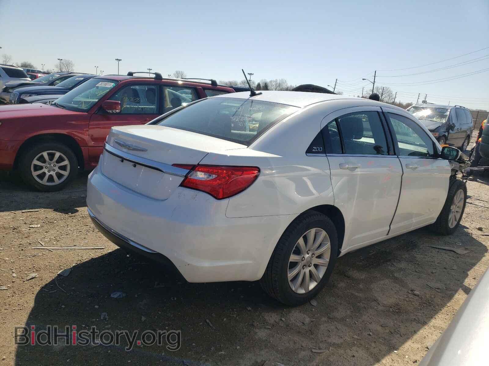 2012 CHRYSLER 200 - VIN: 1C3CCBBB4CN298983 - Фото 4
