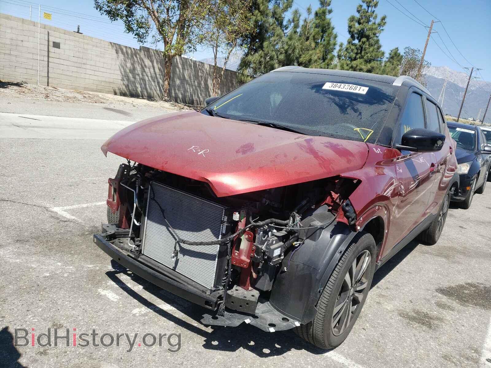2019 NISSAN KICKS - VIN: 3N1CP5CU3KL563198 - Фото 2