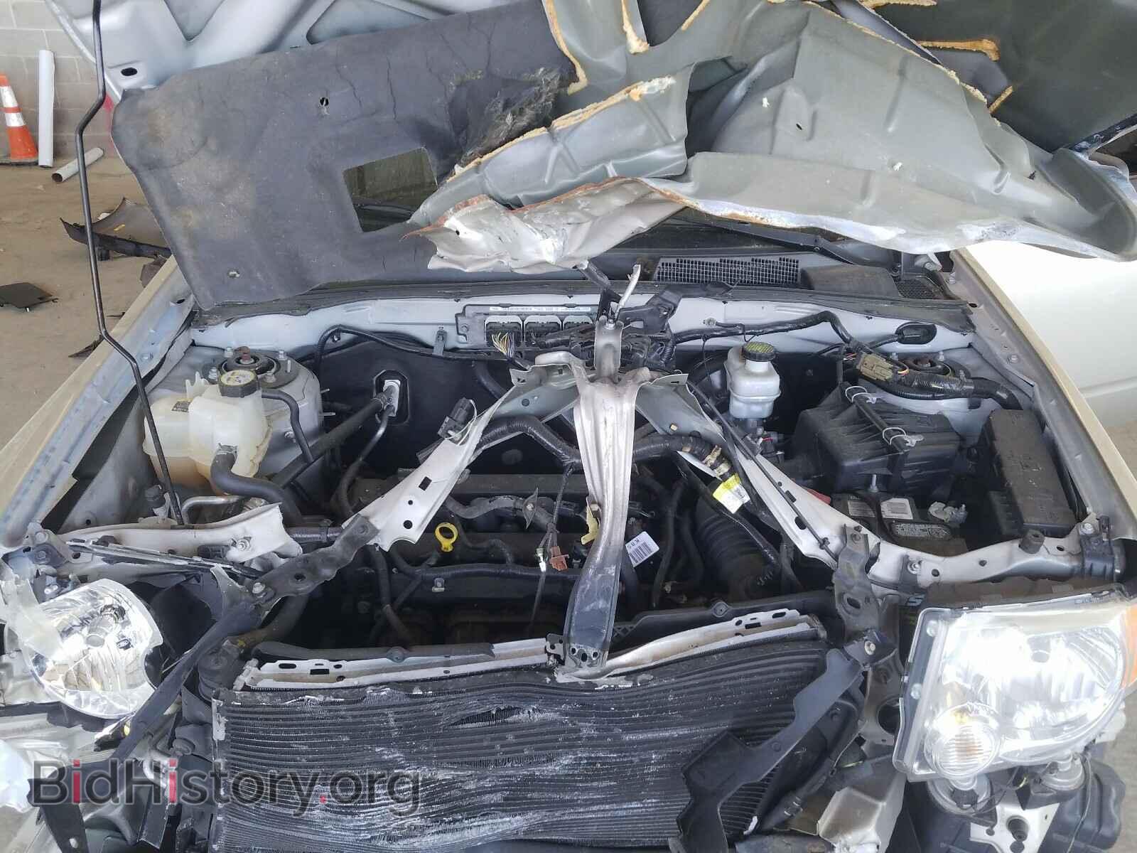 2011 FORD ESCAPE - VIN: 1FMCU9D71BKC11742 - Фото 7