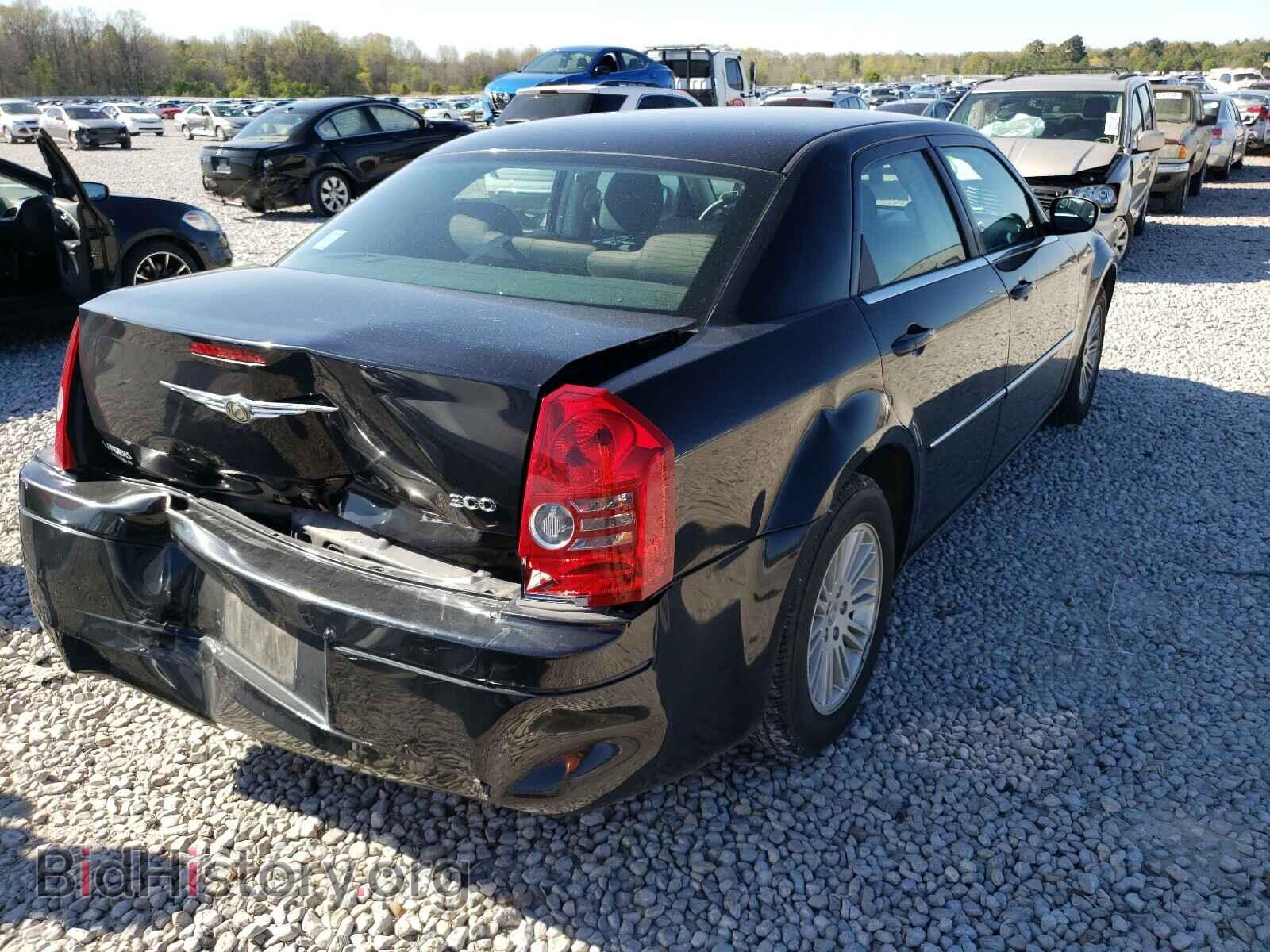 2009 CHRYSLER 300 - VIN: 2C3KA43D79H555567 - Фото 4