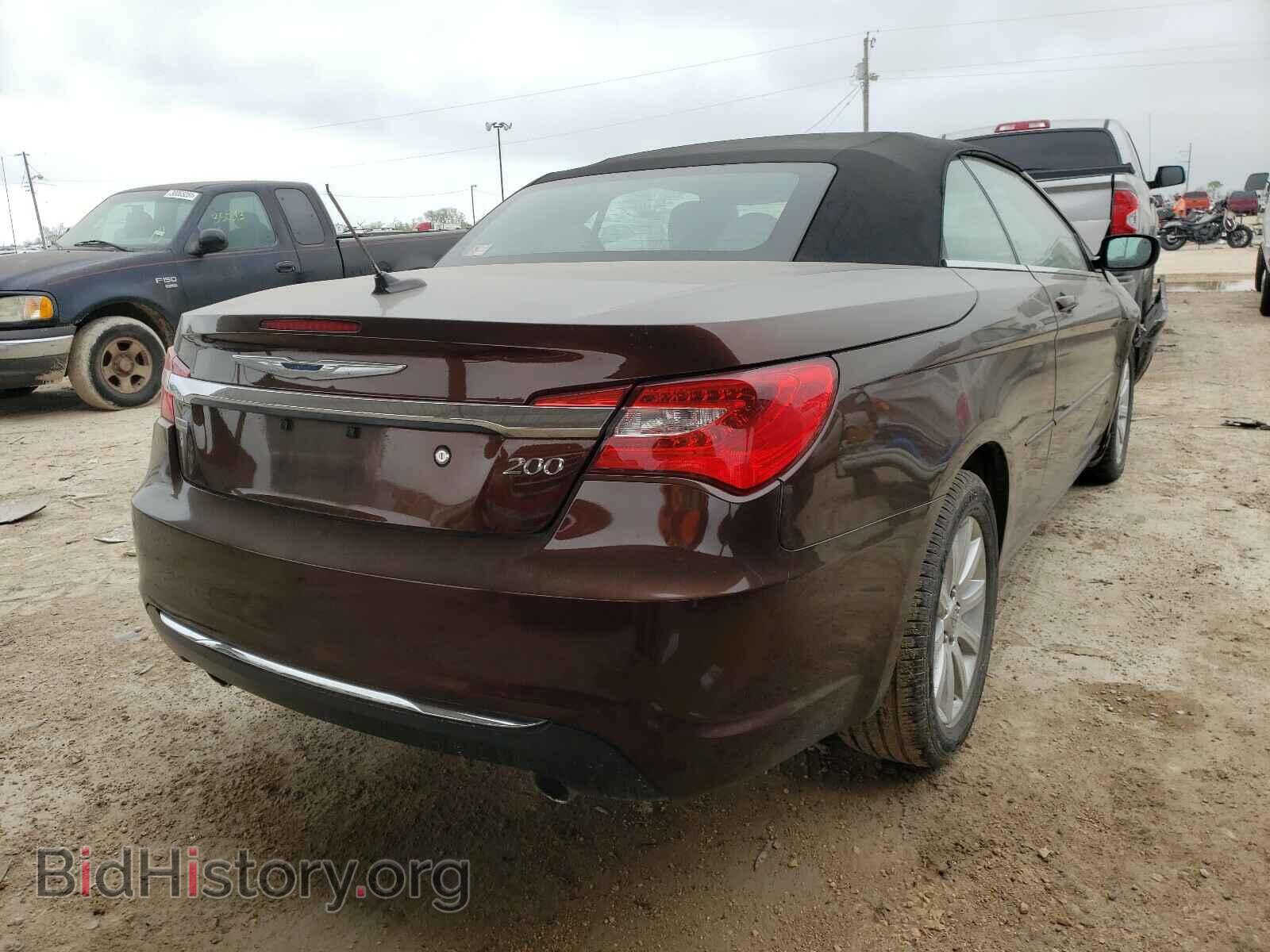 2013 CHRYSLER 200 - VIN: 1C3BCBEG0DN659498 - Фото 4