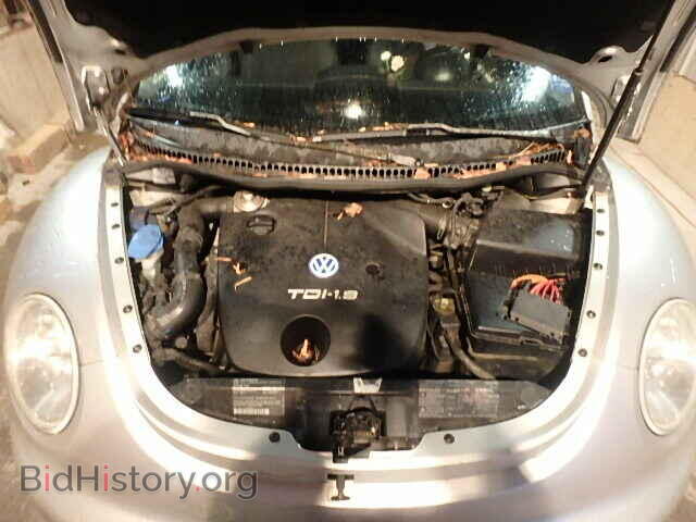 2000 VOLKSWAGEN BEETLE - VIN: 3VWCF21C4YM439160 - Фото 7