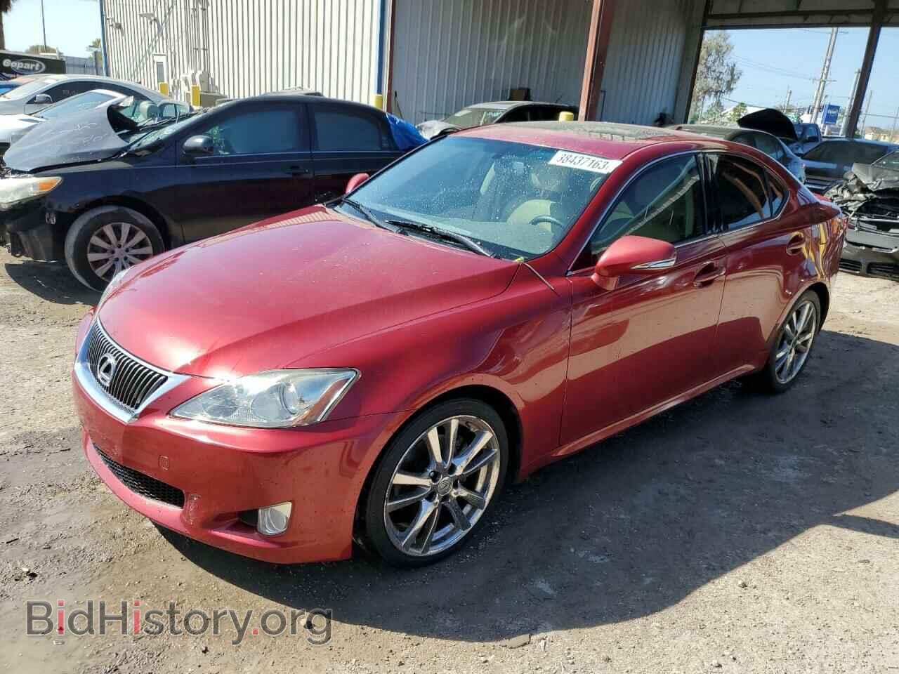 Photo JTHBF5C21A5123634 - LEXUS IS 2010
