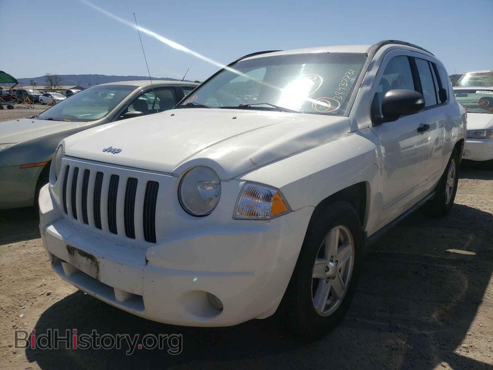 2008 JEEP COMPASS - VIN: 1J8FT47038D727693 - Photo 2
