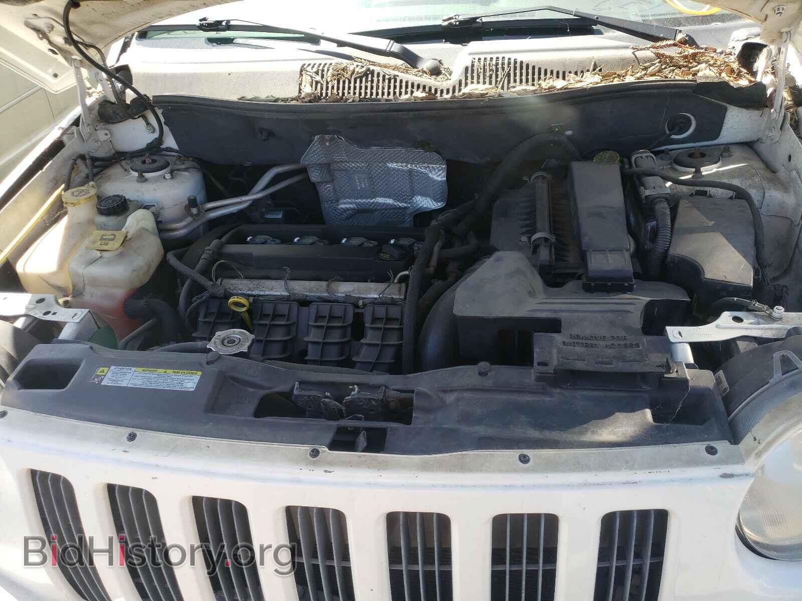 2008 JEEP COMPASS - VIN: 1J8FT47038D727693 - Photo 7