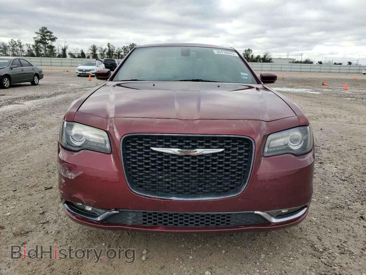 2019 CHRYSLER 300 - VIN: 2C3CCABG4KH502971 - Фото 5