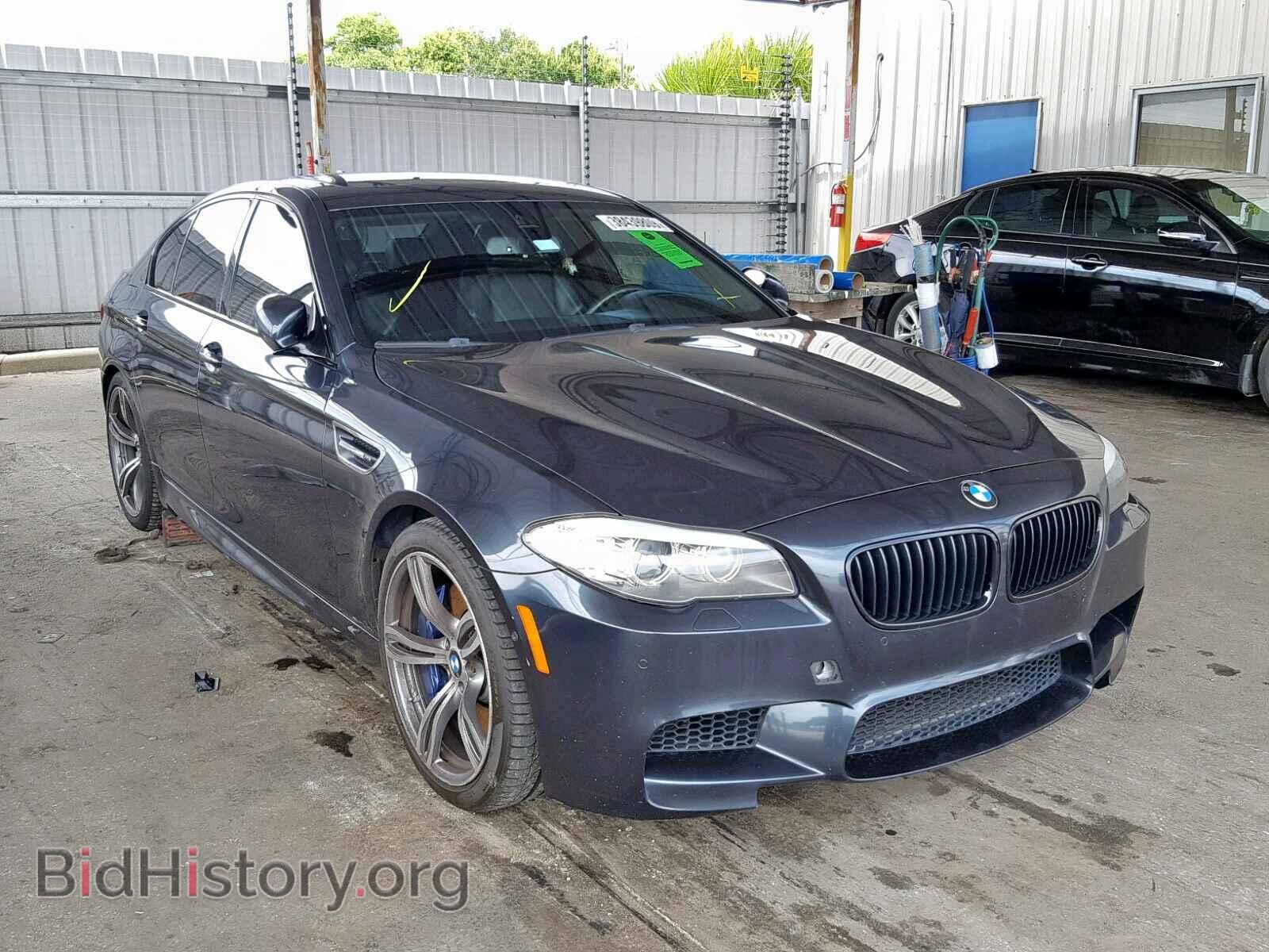Фотография WBSFV9C59DD095561 - BMW M5 2013