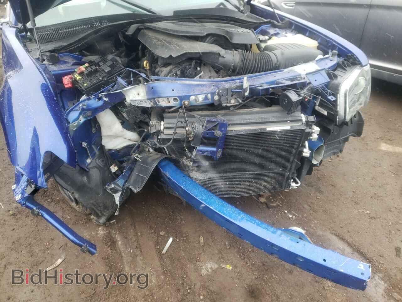 2019 CHRYSLER 300 - VIN: 2C3CCABG9KH537859 - Фото 9