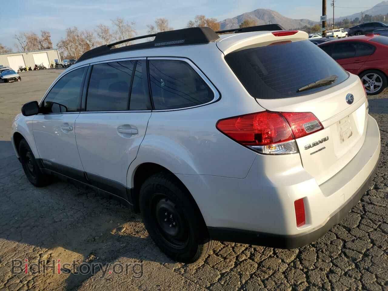 2011 SUBARU OUTBACK - VIN: 4S4BRBAC3B1355496 - Фото 2