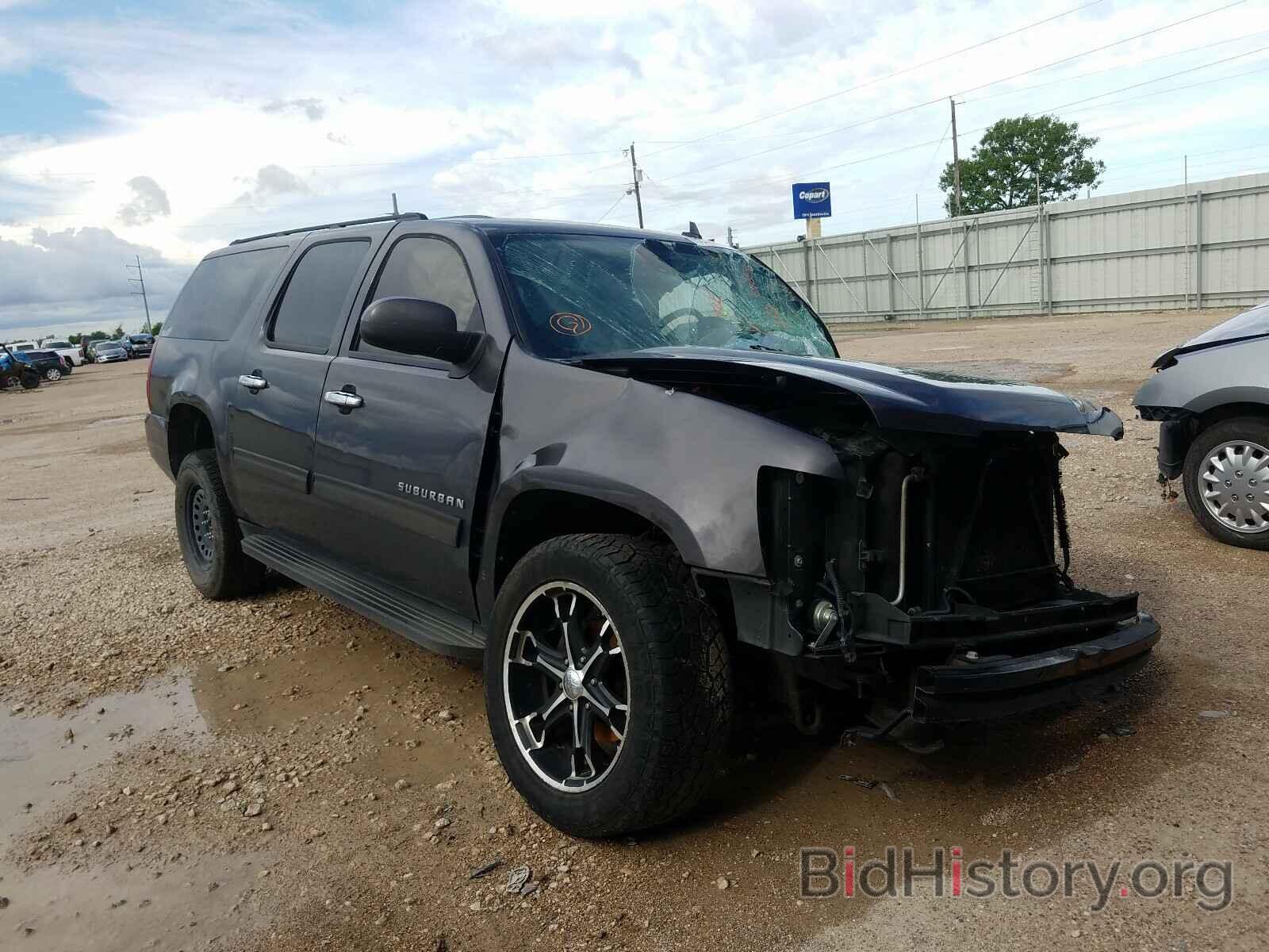 Photo 1GNUCHE05AR154191 - CHEVROLET SUBURBAN 2010