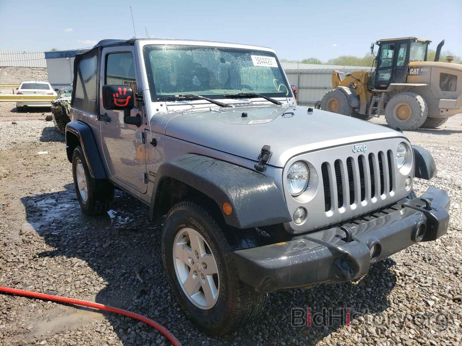 Фотография 1C4GJWAG5JL929658 - JEEP WRANGLER 2018