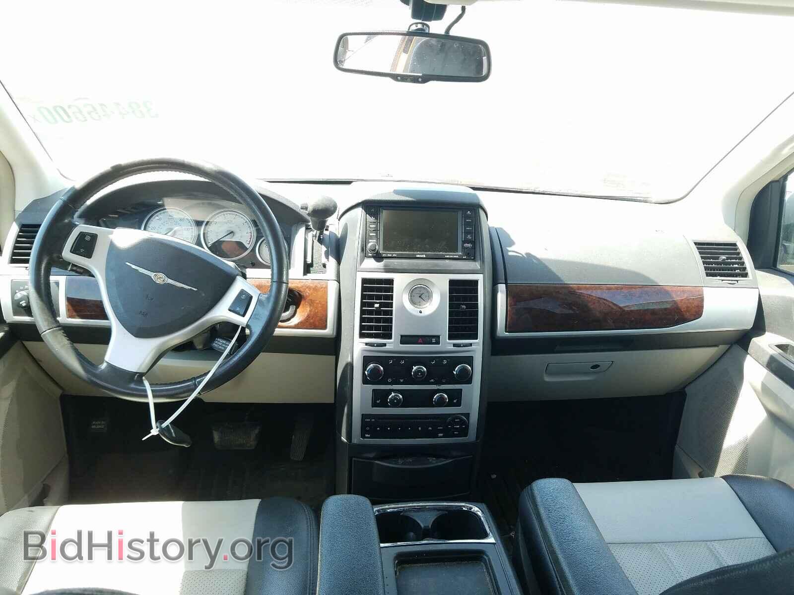 2010 CHRYSLER MINIVAN - VIN: 2A4RR8D16AR441194 - Фото 9
