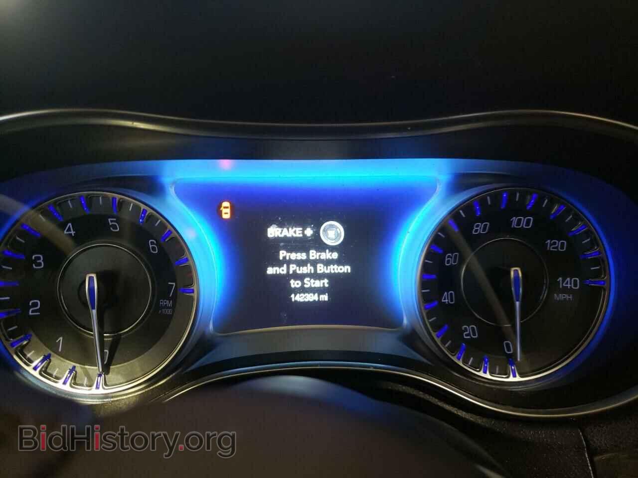 2017 CHRYSLER 300 - VIN: 2C3CCAEG3HH586432 - Фото 9