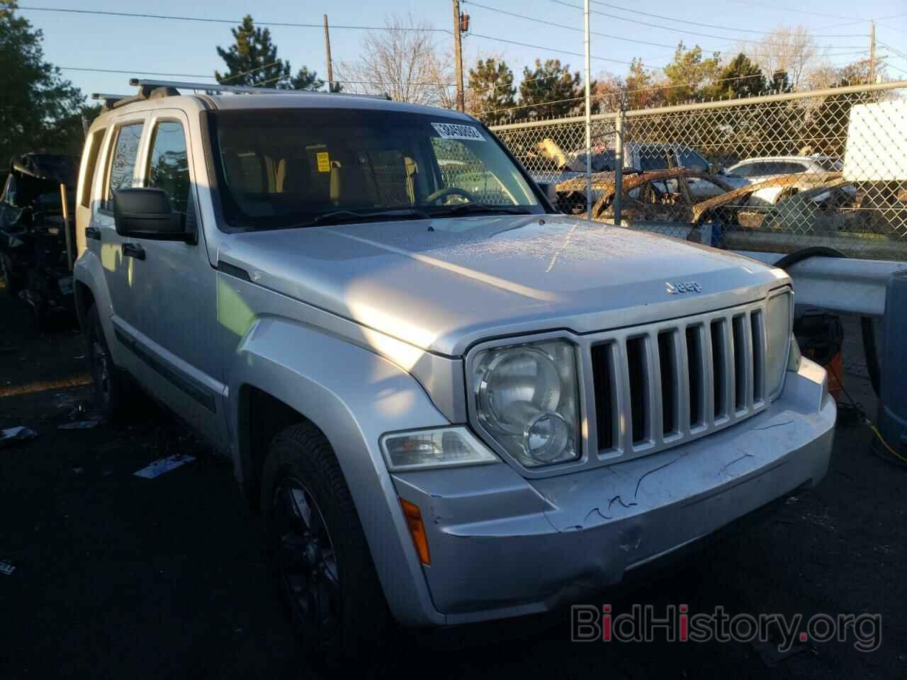 Photo 1J8GN28K38W222048 - JEEP LIBERTY 2008