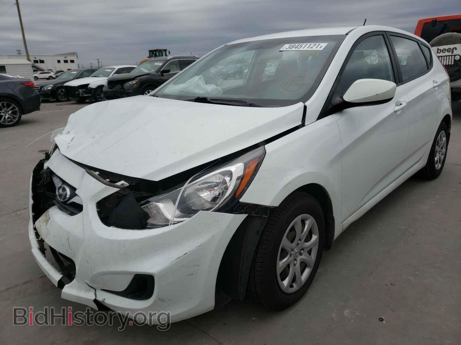 2013 HYUNDAI ACCENT - VIN: KMHCT5AE9DU100376 - Фото 2