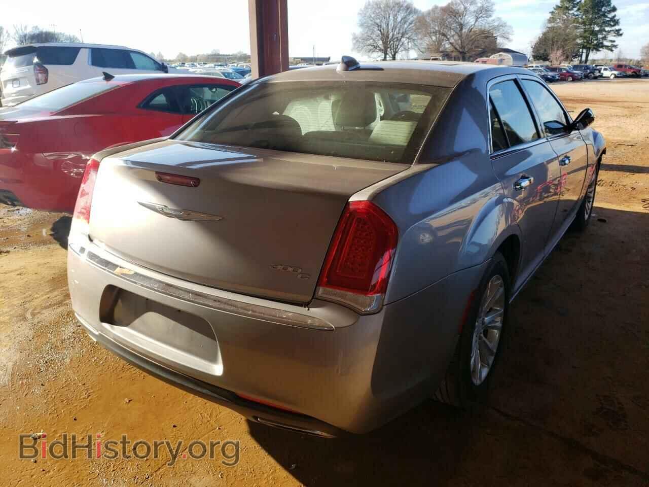 2017 CHRYSLER 300 - VIN: 2C3CCAEG6HH551948 - Фото 4