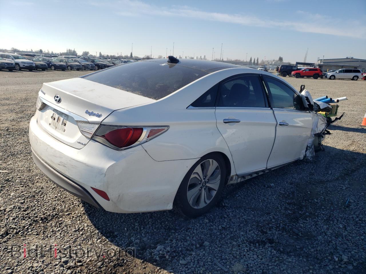2013 HYUNDAI SONATA - VIN: KMHEC4A44DA066357 - Фото 3