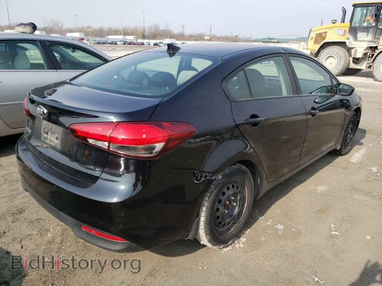 2017 KIA FORTE - VIN: 3KPFK4A77HE121232 - Фото 4
