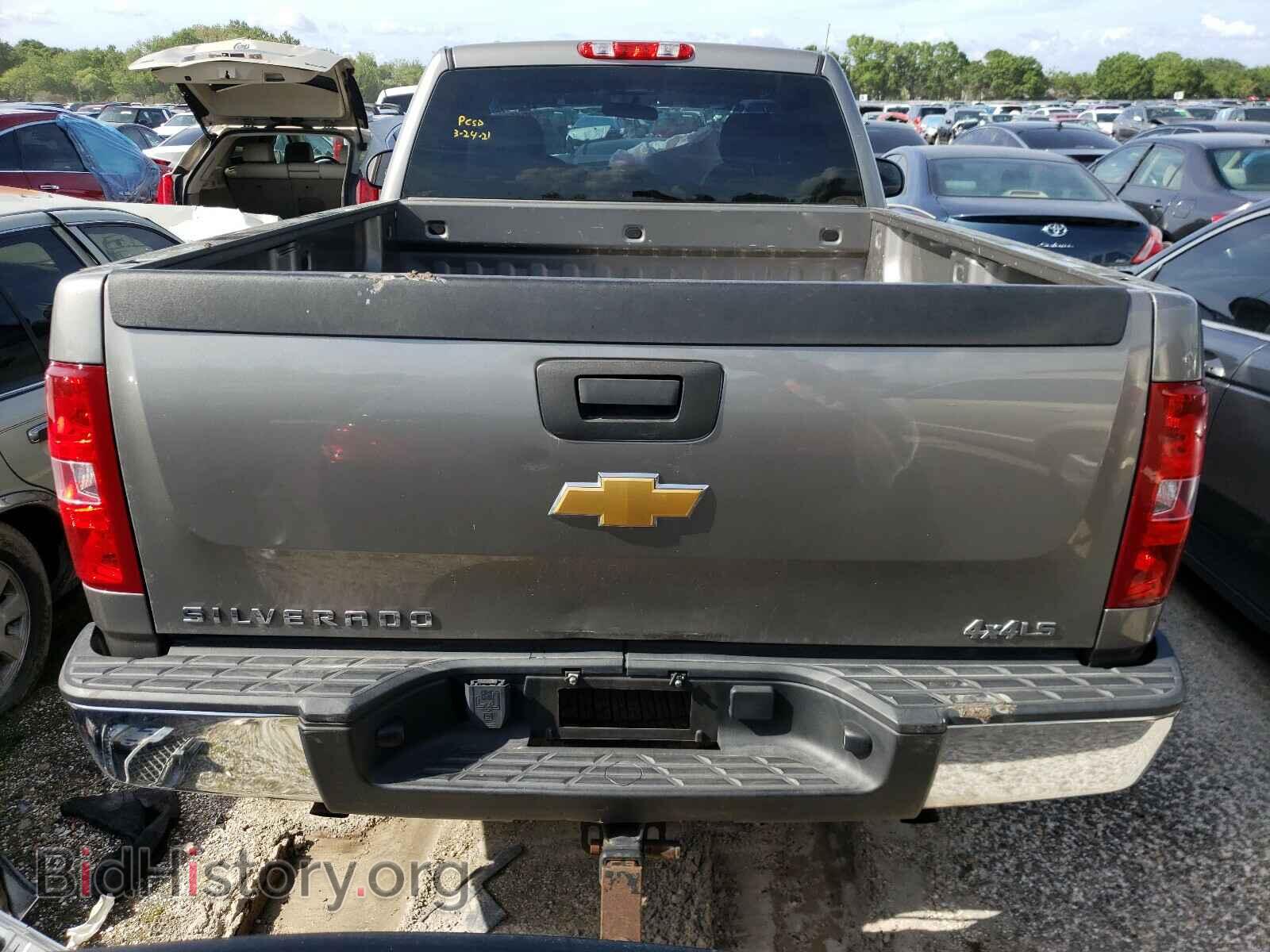 2013 CHEVROLET SILVERADO - VIN: 1GCNKPE06DZ149256 - Фото 6