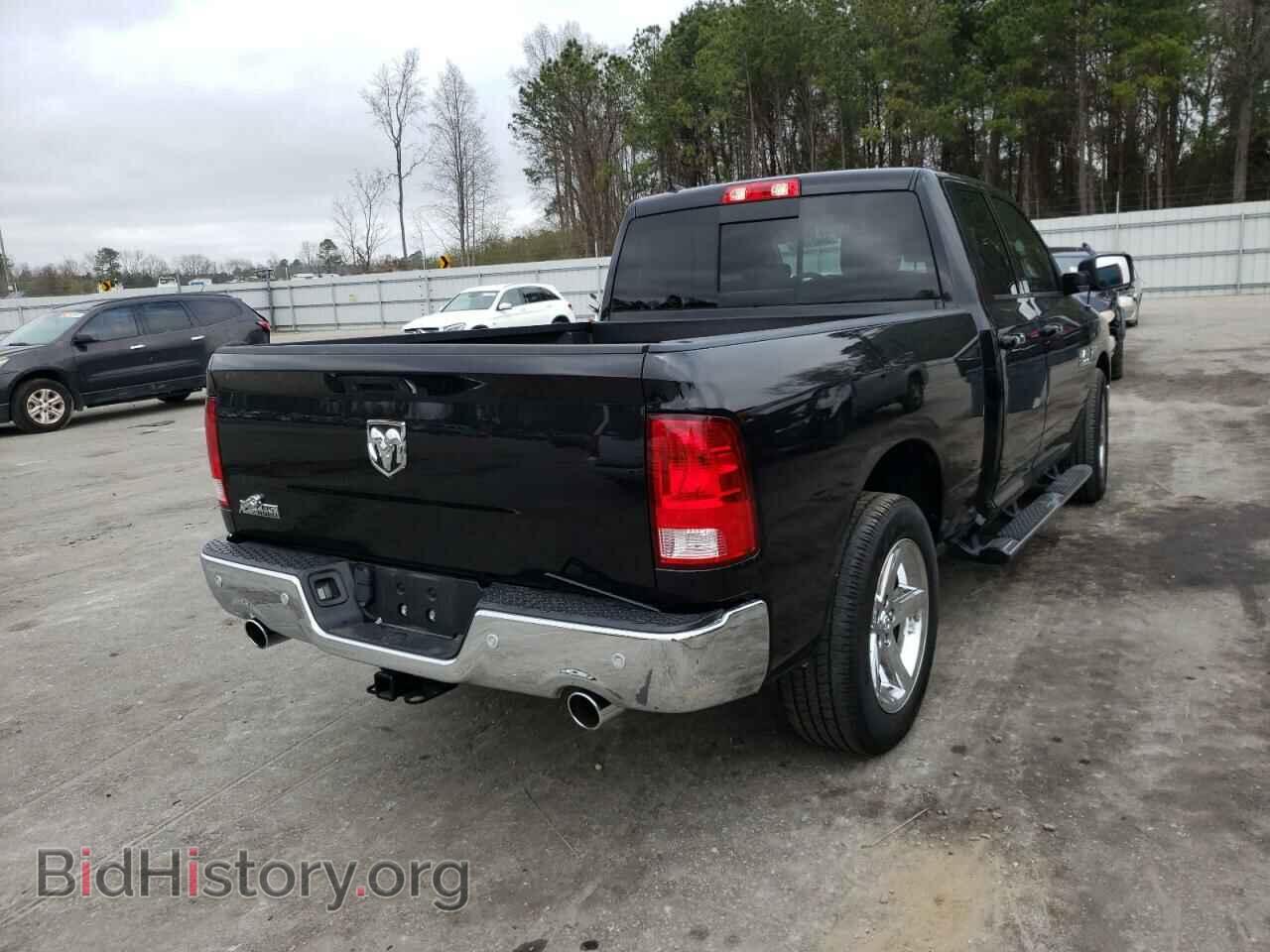 2018 RAM 1500 - VIN: 1C6RR6GT1JS216968 - Photo 4