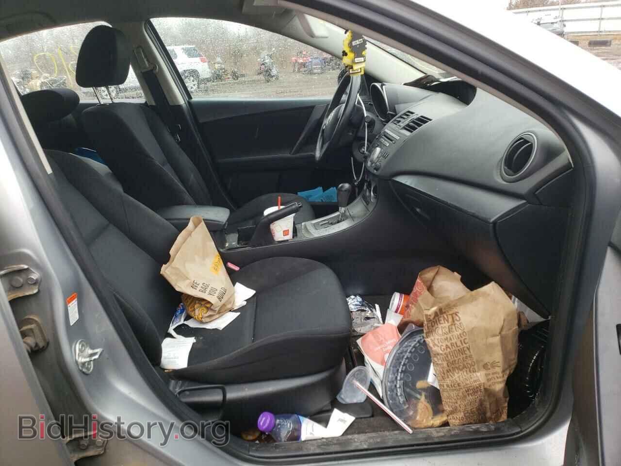 2011 MAZDA 3 - VIN: JM1BL1UF0B1454556 - Фото 5