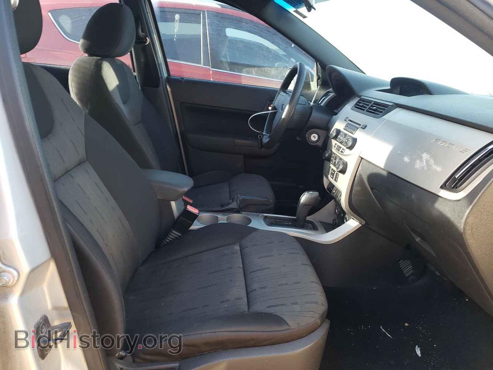2008 FORD FOCUS - VIN: 1FAHP35N58W200570 - Фото 5