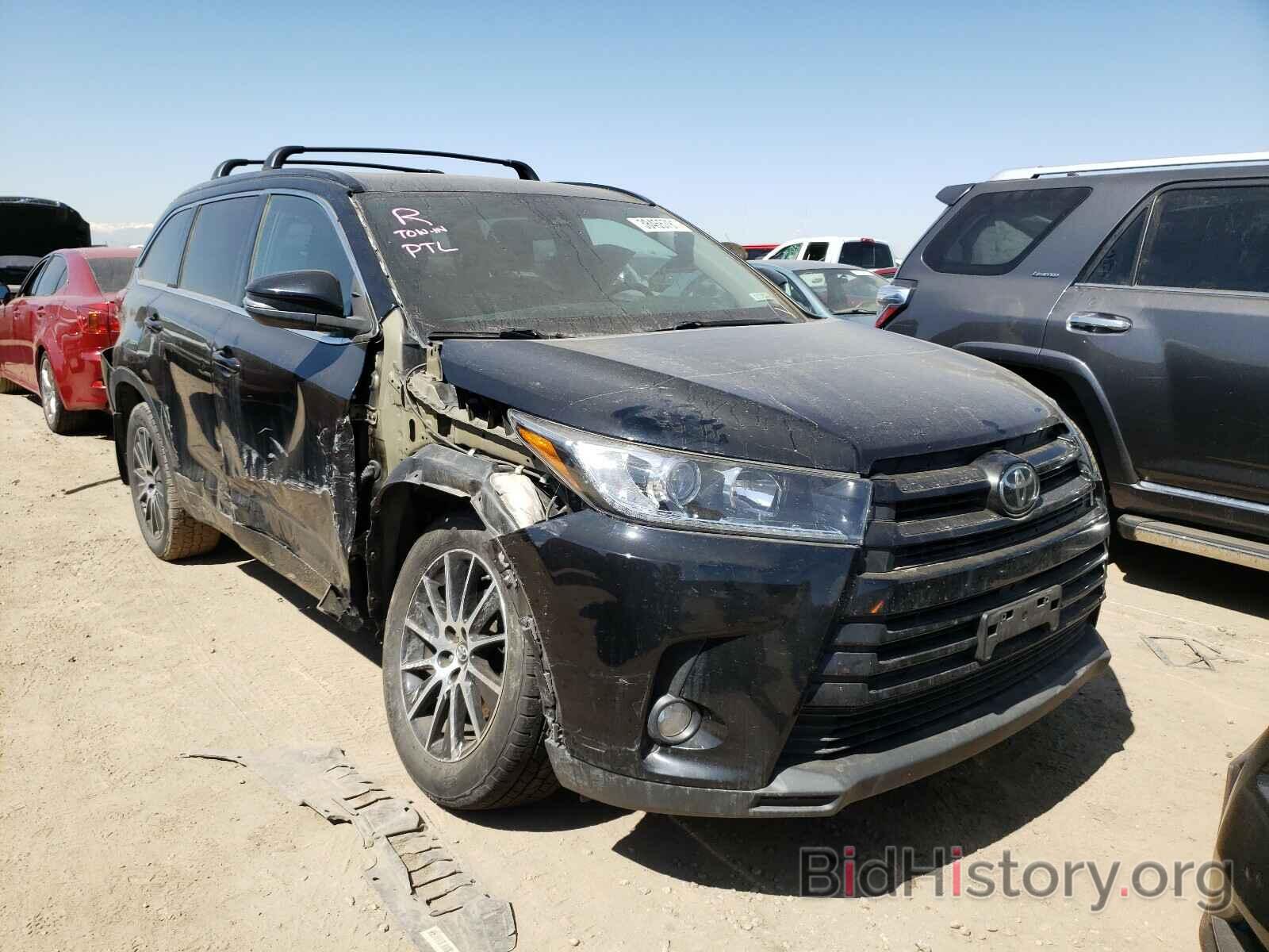 Photo 5TDJZRFH2HS455906 - TOYOTA HIGHLANDER 2017