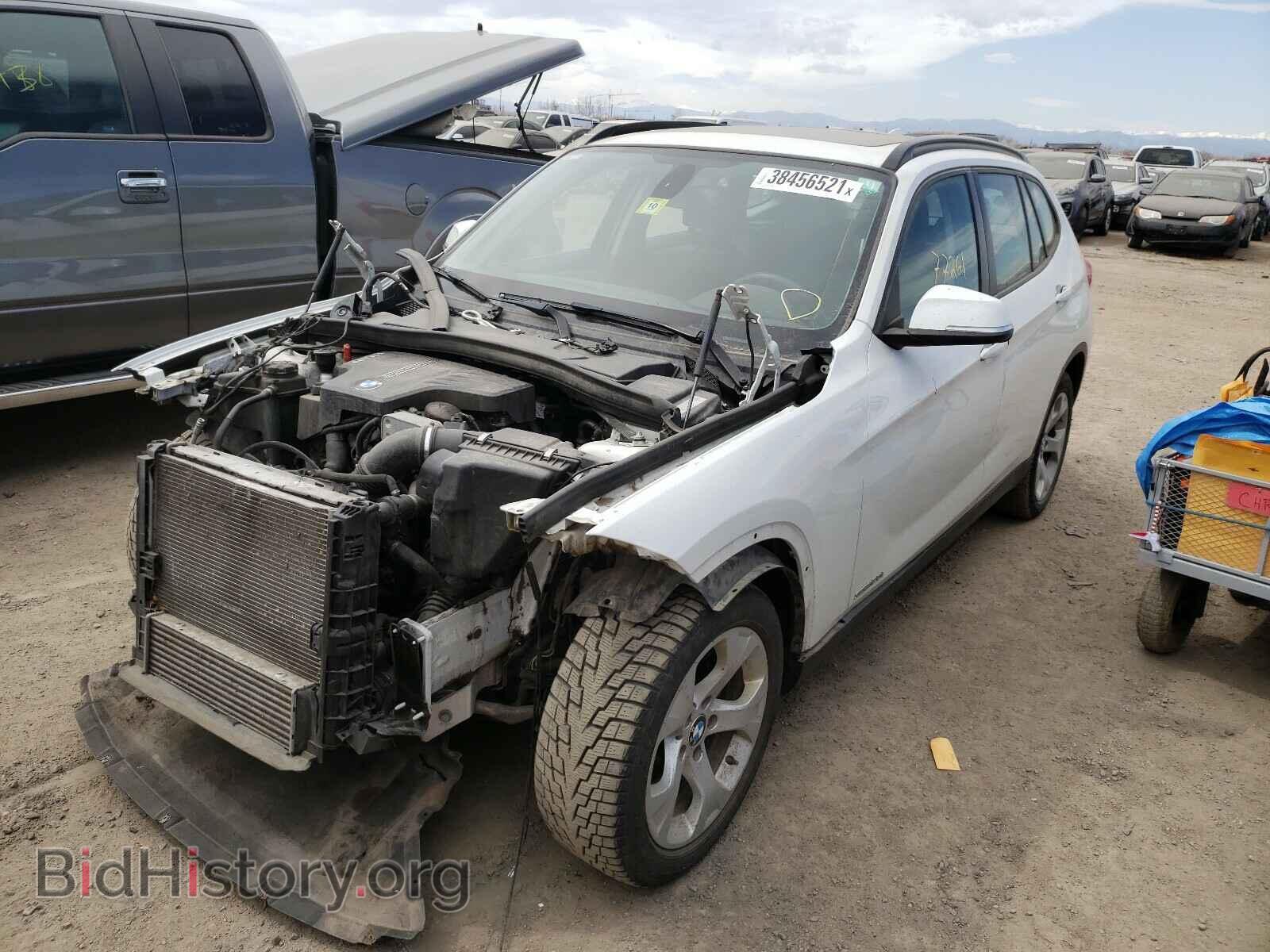 2014 BMW X1 - VIN: WBAVM1C53EVW48382 - Фото 2