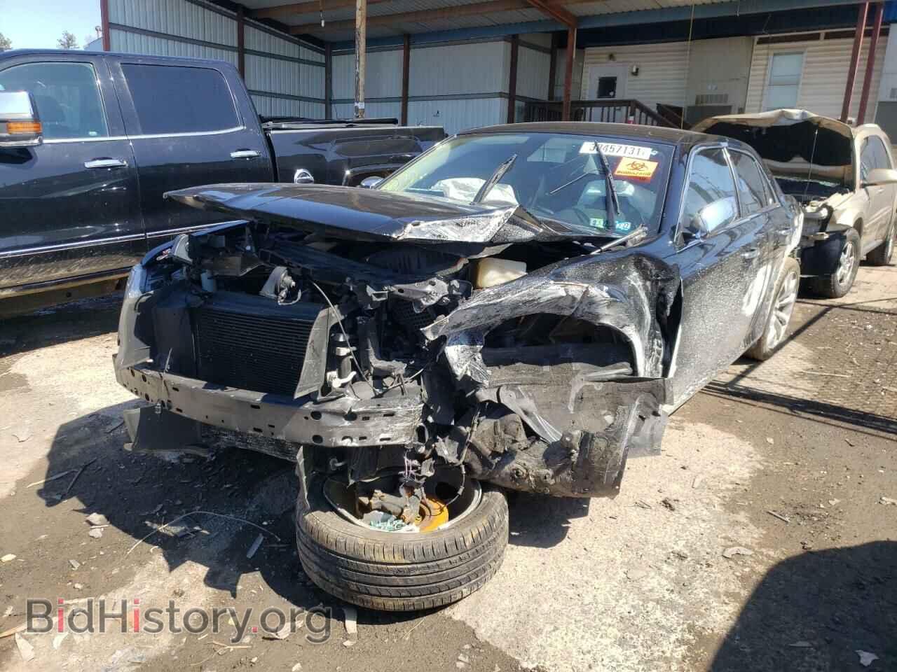 2019 CHRYSLER 300 - VIN: 2C3CCAEG1KH528536 - Фото 2