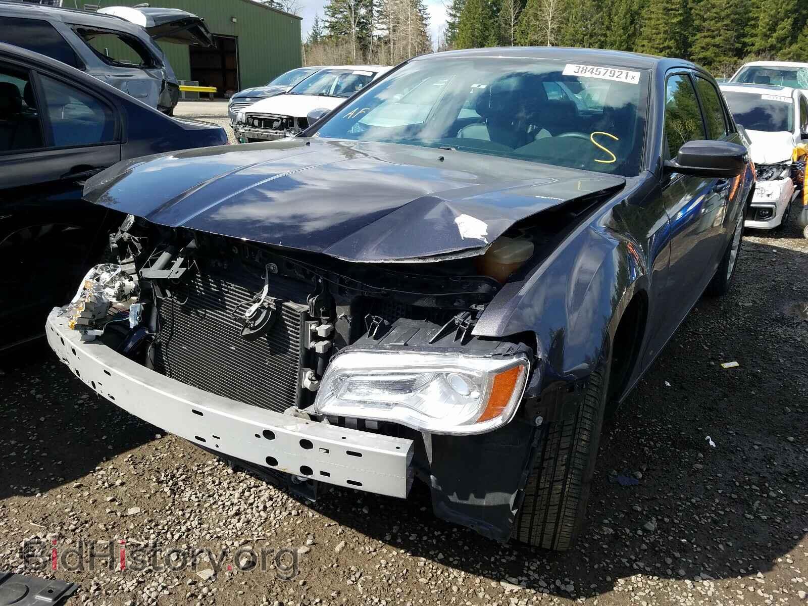2014 CHRYSLER 300 - VIN: 2C3CCAAG8EH340283 - Фото 2
