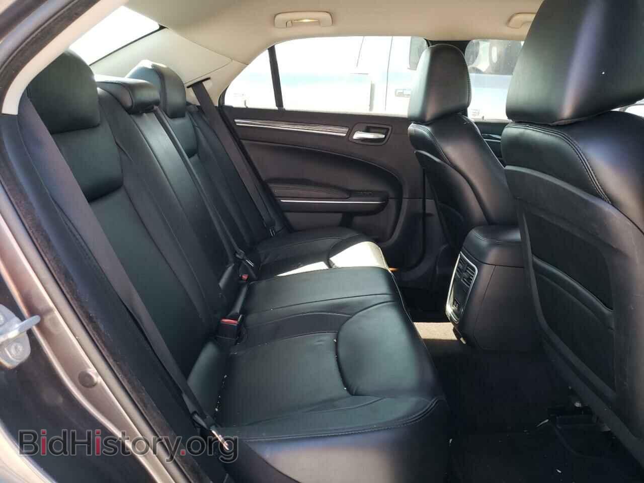 2016 CHRYSLER 300 - VIN: 2C3CCAAG0GH324890 - Фото 6