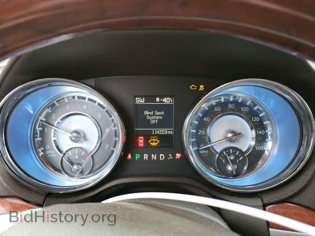 2011 CHRYSLER 300 - VIN: 2C3CA6CT6BH541222 - Фото 9