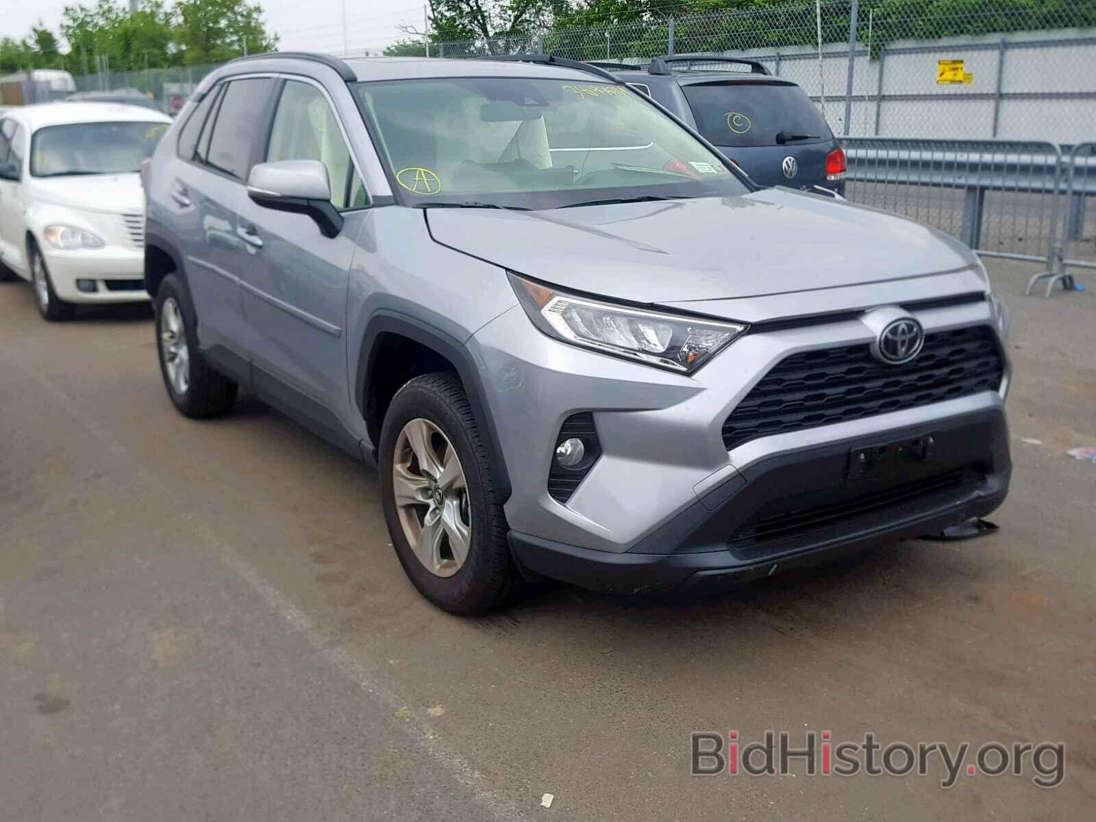 Фотография JTMP1RFV6KD511579 - TOYOTA RAV4 XLE 2019