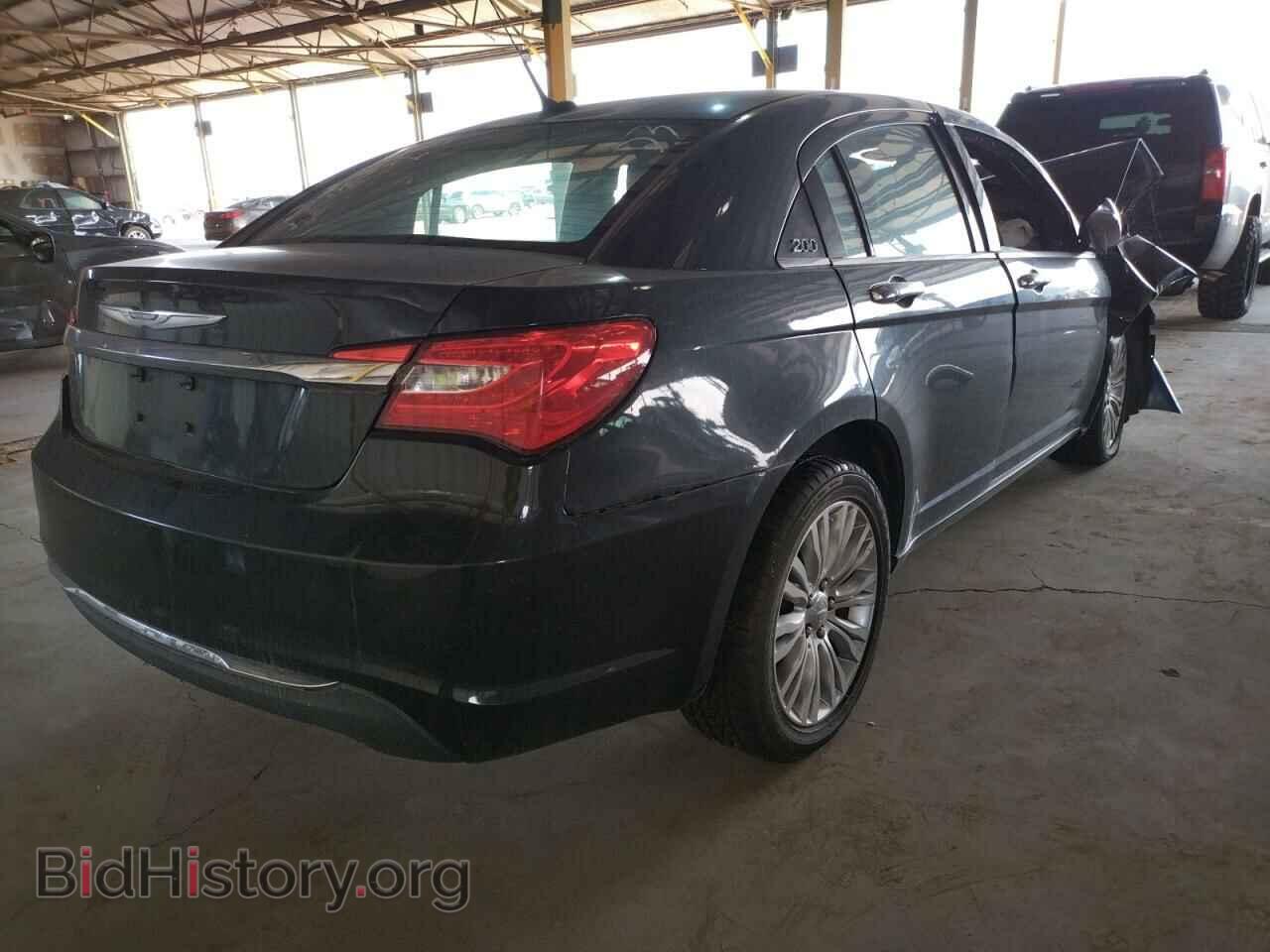 2011 CHRYSLER 200 - VIN: 1C3BC2FG0BN504879 - Фото 4