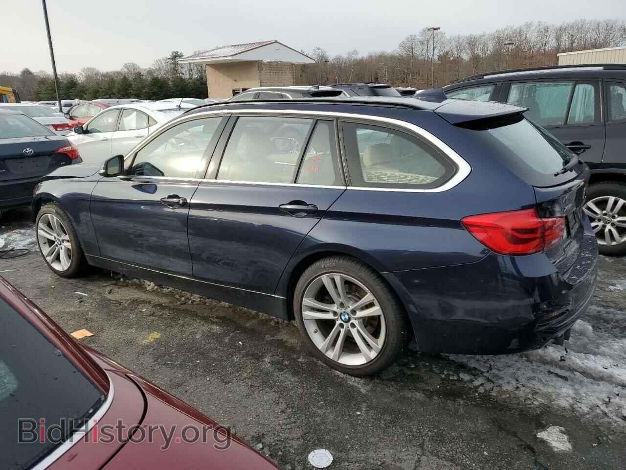 2016 BMW 3 SERIES - VIN: WBA8G5C51GK443000 - Фото 2