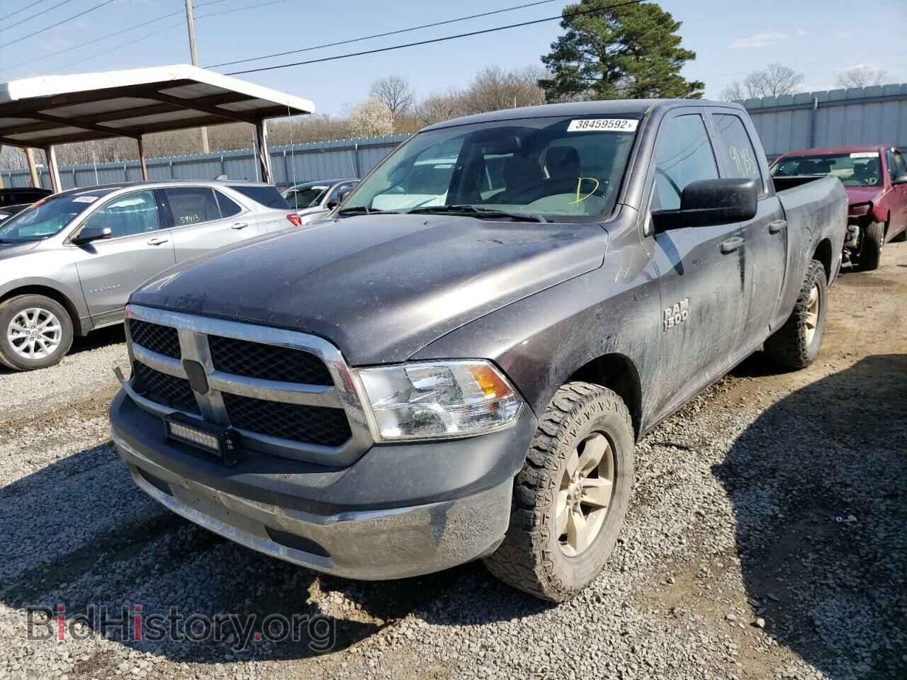 2018 RAM 1500 - VIN: 1C6RR6FG3JS195500 - Photo 2