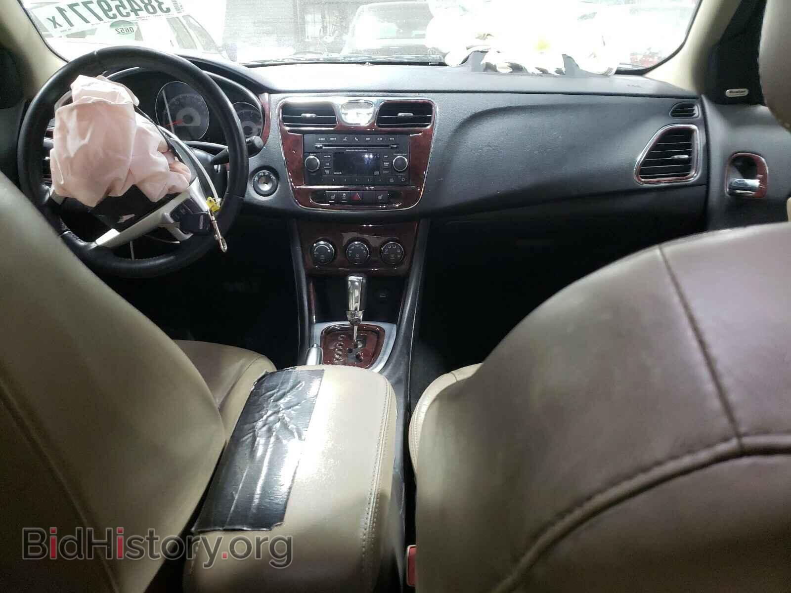 2013 CHRYSLER 200 - VIN: 1C3CCBCG3DN525849 - Фото 9